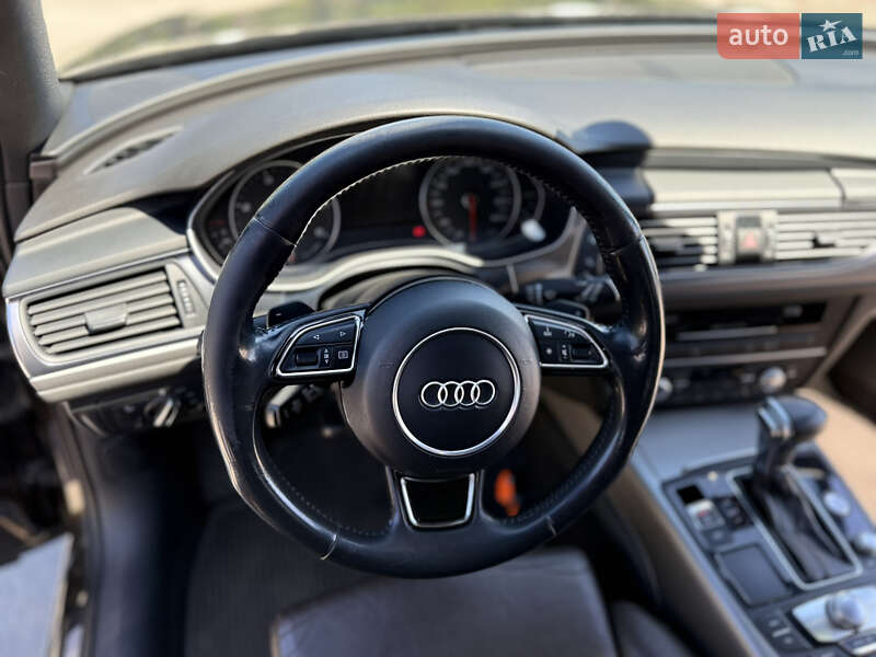 Универсал Audi A6 Allroad 2012 в Вараше