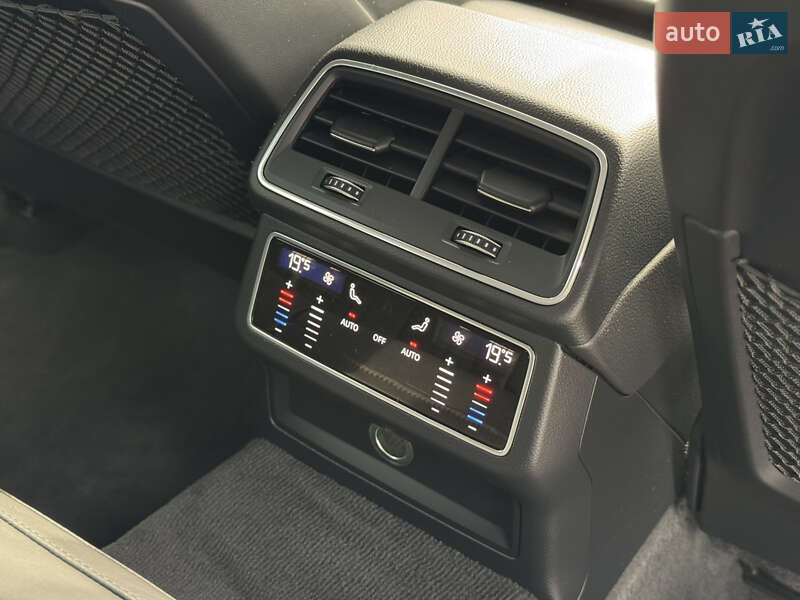 Универсал Audi A6 Allroad 2020 в Киеве