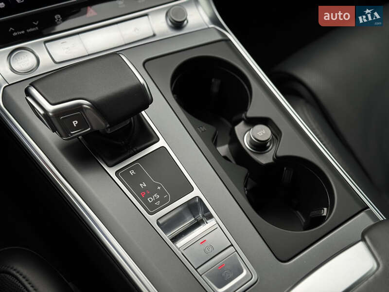 Универсал Audi A6 Allroad 2020 в Киеве