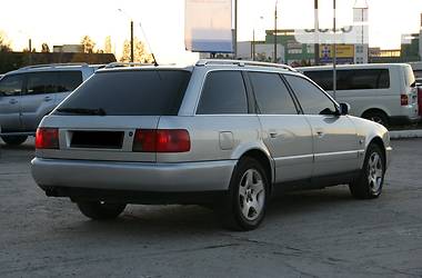 Универсал Audi A6 1997 в 
