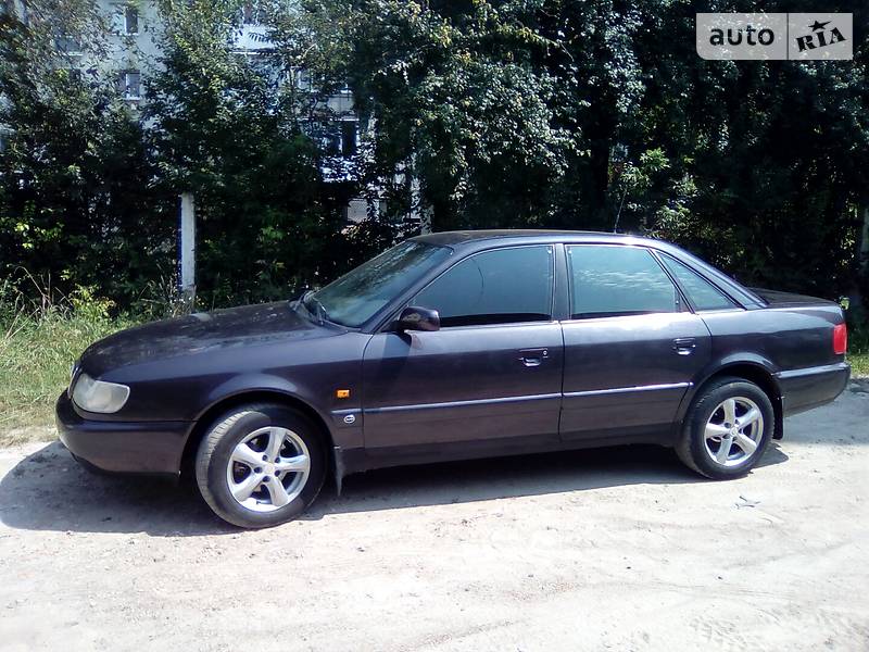 Седан Audi A6 1996 в Чорткове