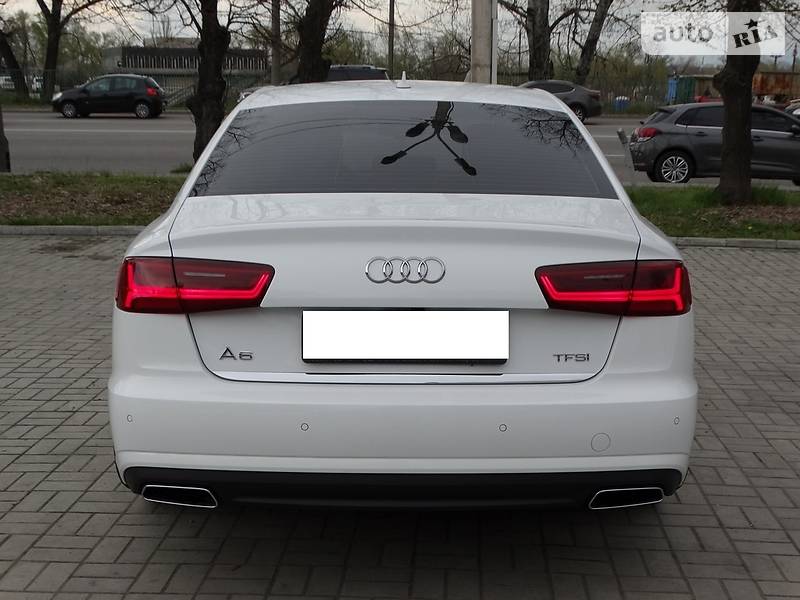 Седан Audi A6 2015 в Дніпрі