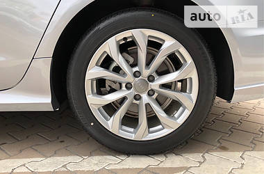 Седан Audi A6 2018 в 