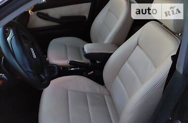 Седан Audi A6 1998 в 