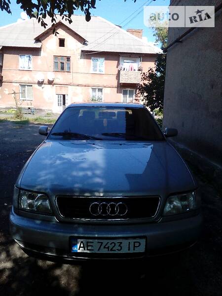 Седан Audi A6 1997 в Кривом Роге