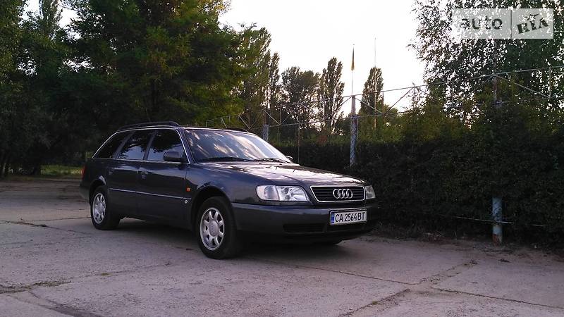 Универсал Audi A6 1996 в Каневе
