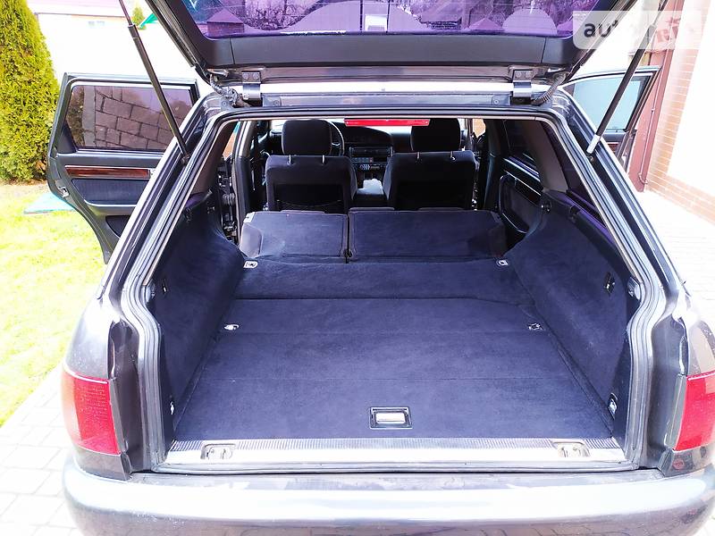 Универсал Audi A6 1996 в Каневе