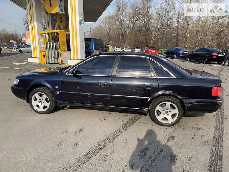 Седан Audi A6 1996 в Киеве