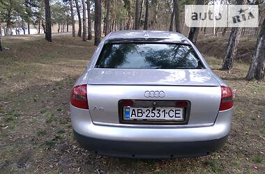Седан Audi A6 2001 в 