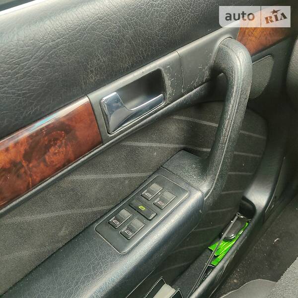 Универсал Audi A6 1996 в Львове