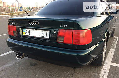 Седан Audi A6 1996 в 