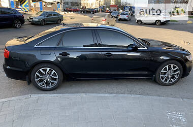 Седан Audi A6 2012 в Киеве