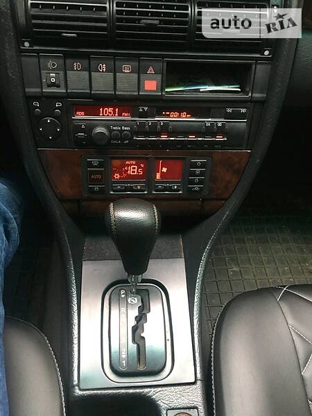 Седан Audi A6 1996 в Сумах