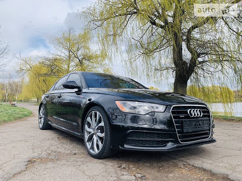 Седан Audi A6 2012 в 