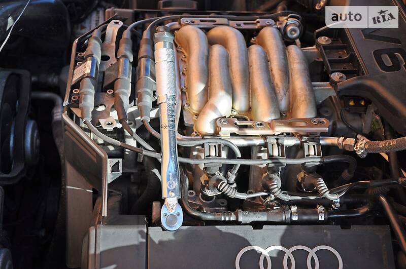 Седан Audi A6 1996 в Сумах