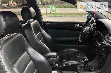 Седан Audi A6 2001 в 