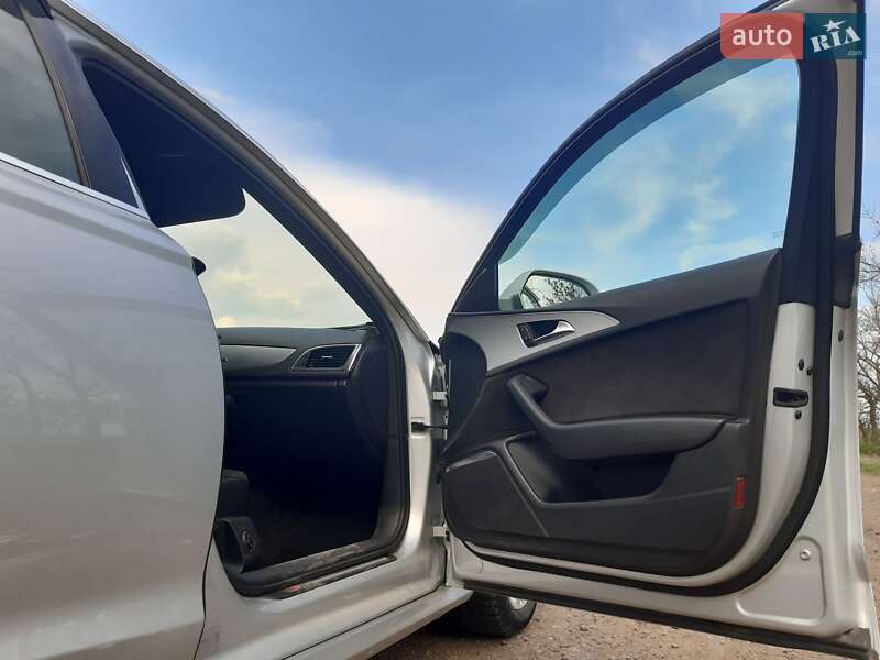 Седан Audi A6 2012 в Первомайске