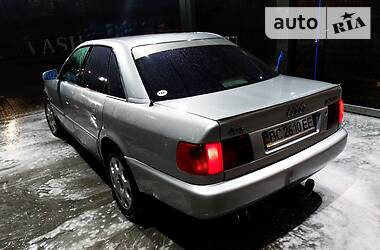 Седан Audi A6 1997 в 