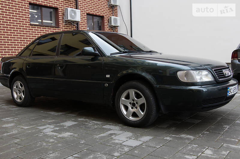 Седан Audi A6 1997 в Стрию