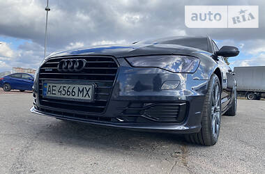 Седан Audi A6 2016 в Харькове