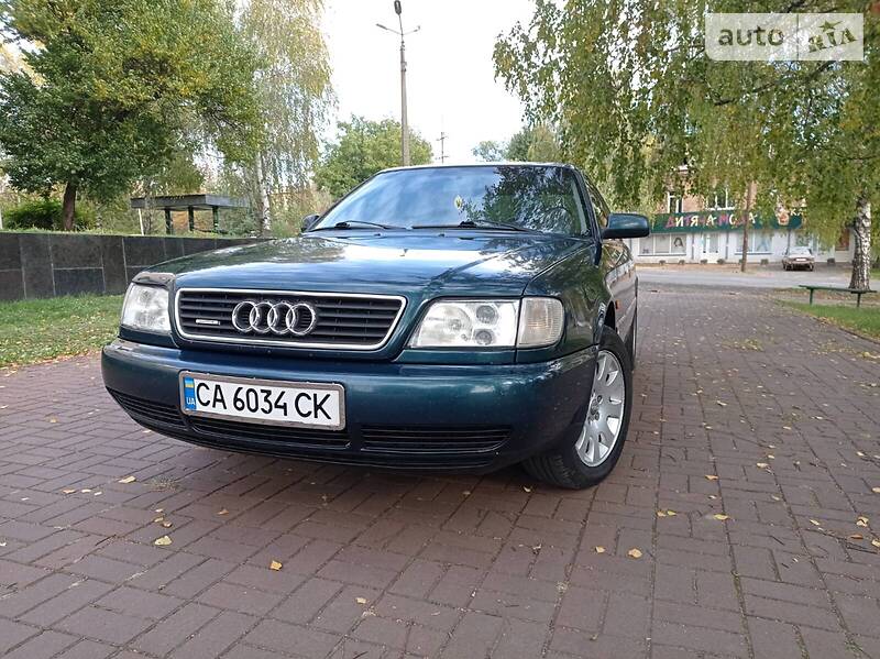 Седан Audi A6 1996 в Городищеві