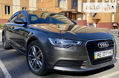 Седан Audi A6 2012 в 
