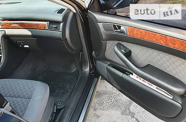 Седан Audi A6 2003 в 