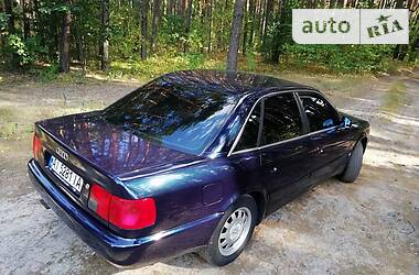 Седан Audi A6 1996 в Иванкове
