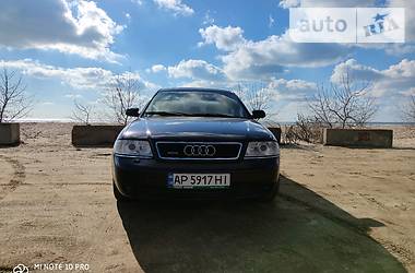 Седан Audi A6 2000 в Бердянске