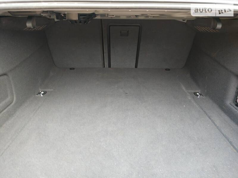 Седан Audi A6 2014 в Ровно