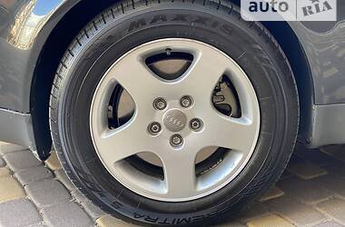Седан Audi A6 1999 в 