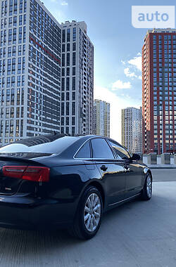 Седан Audi A6 2011 в 