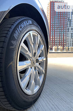 Седан Audi A6 2011 в 