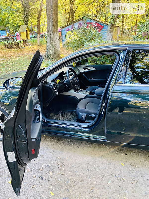 Седан Audi A6 2013 в Ужгороде