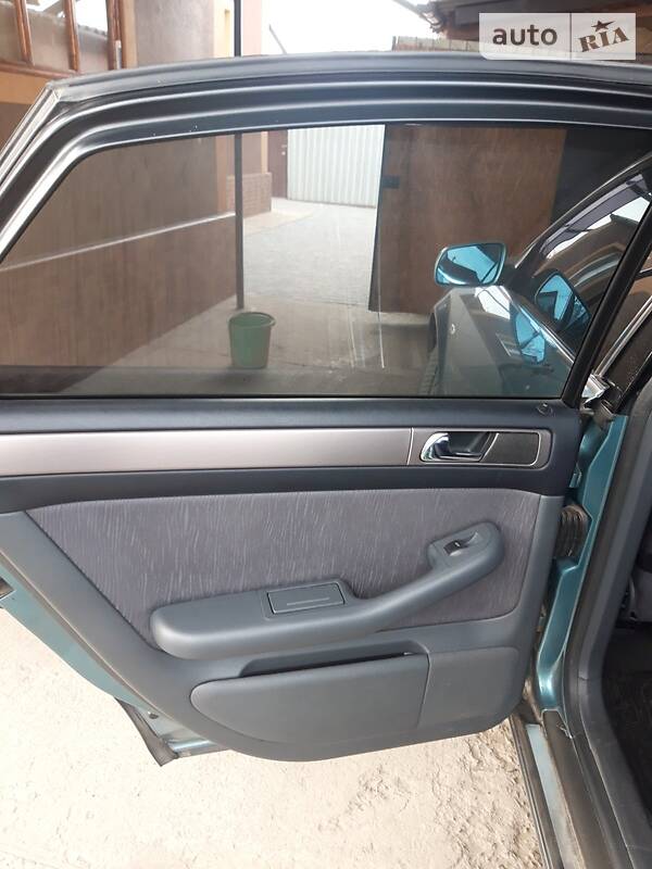 Седан Audi A6 1998 в Врадиевке