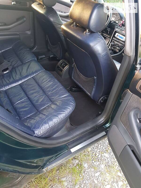 Универсал Audi A6 1998 в Воловце