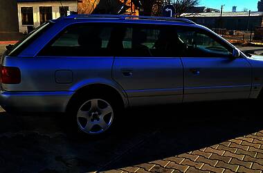 Универсал Audi A6 1997 в 