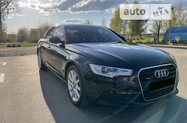 Седан Audi A6 2013 в Ровно