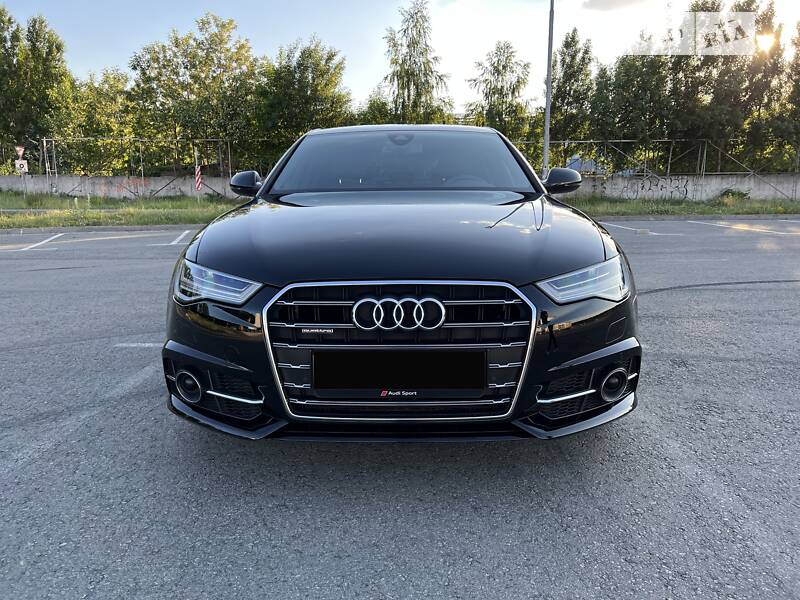 Седан Audi A6 2016 в 