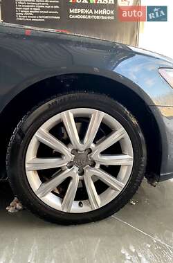 Седан Audi A6 2013 в Іршаві