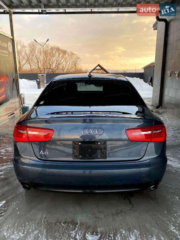 Седан Audi A6 2013 в Иршаве