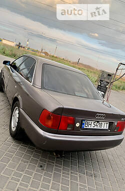 Седан Audi A6 1996 в Одесі