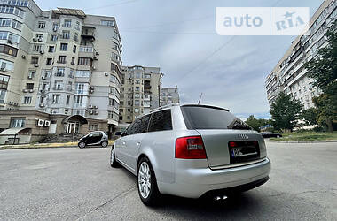 Универсал Audi A6 2004 в 