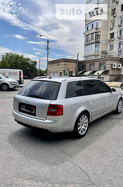Универсал Audi A6 2004 в 