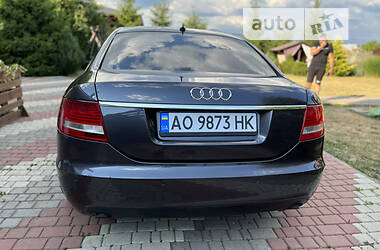 Седан Audi A6 2004 в 