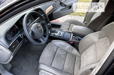 Седан Audi A6 2004 в 