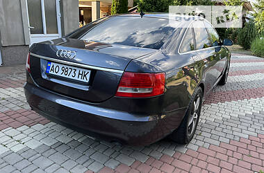 Седан Audi A6 2004 в 