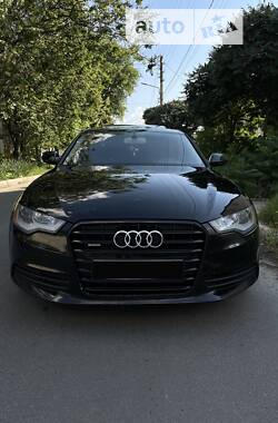 Седан Audi A6 2012 в Харькове