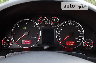 Универсал Audi A6 2004 в 