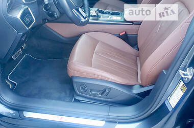 Седан Audi A6 2019 в 